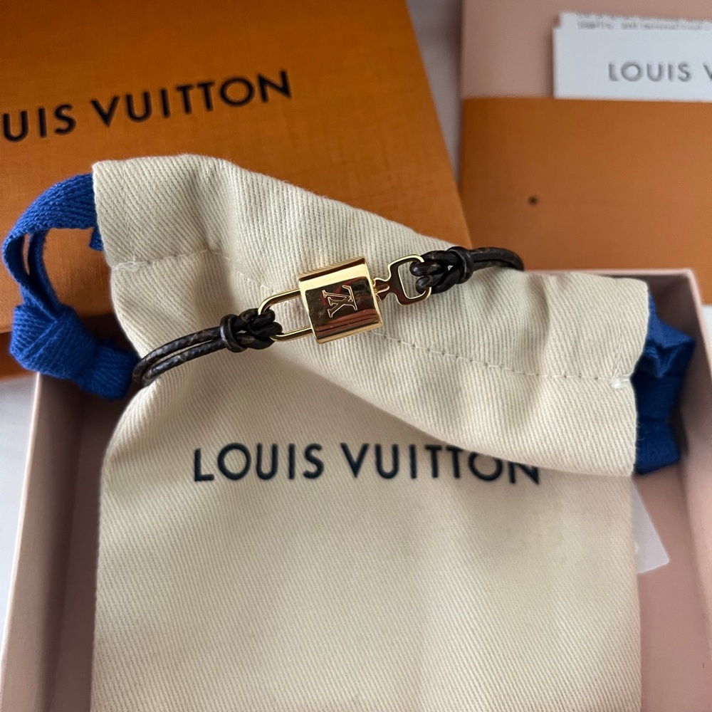 Louis Vuitton Black Cord Bracelet with Gold-Tone Lock - Picture 4 of 6